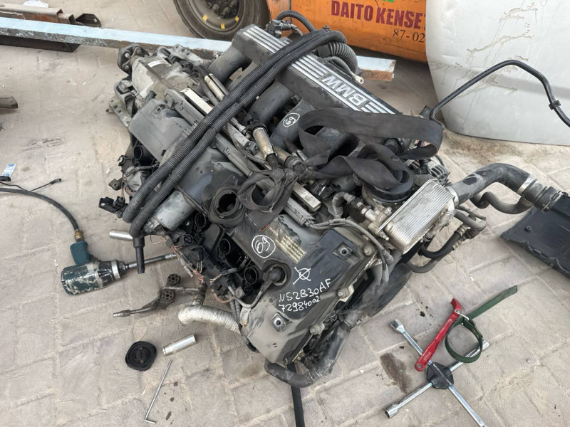 Двигатель N52B30AF